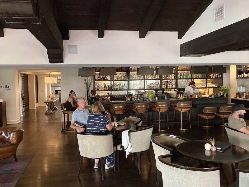 Wallace Neff Heritage Bar image. Click for full size.
