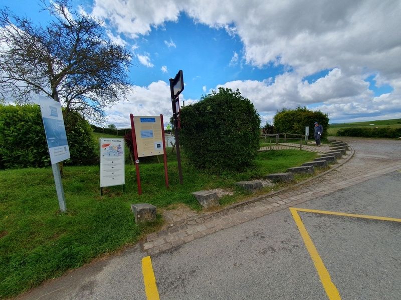 The Lochnagar Crater of La Boisselle Marker image. Click for full size.