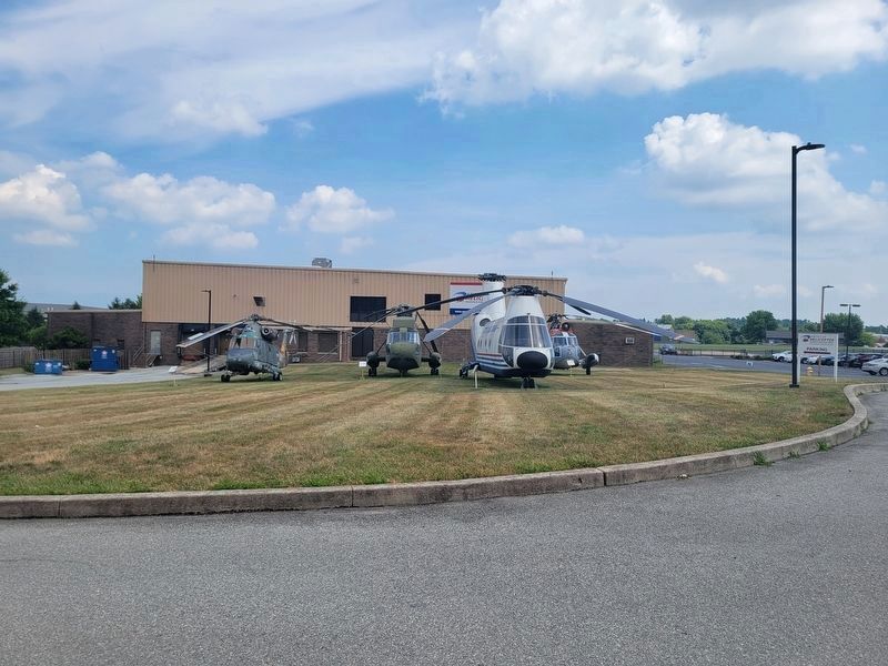 Helicopter Museum Display image. Click for full size.