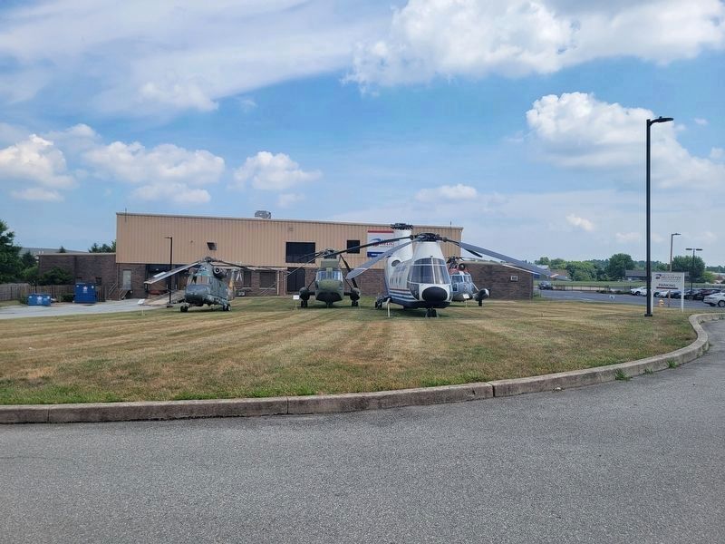 Helicopter Museum Display image. Click for full size.