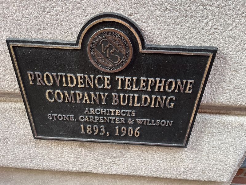 Additional plaque on the building image. Click for full size.