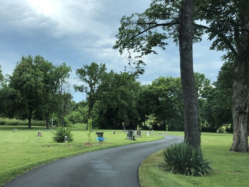 Lincoln Memorial Cemetery. Click for full size. Lincoln Memorial Cemetery image. Click for full size.