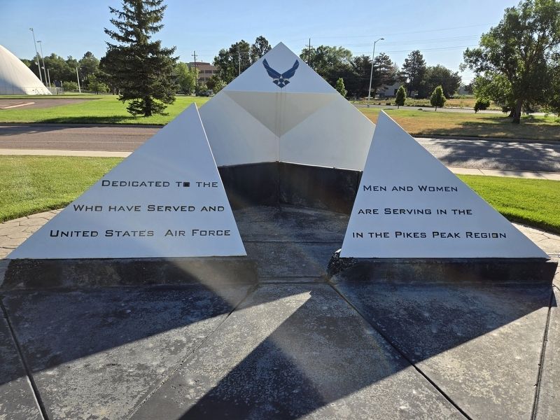 Dedicated to the Men and Women Marker. Click for full size. Dedicated to the Men and Women Marker image. Click for full size.