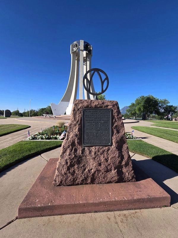 The 89th Infantry Division (1942-1945) Monument (Side 1) image. Click for full size.