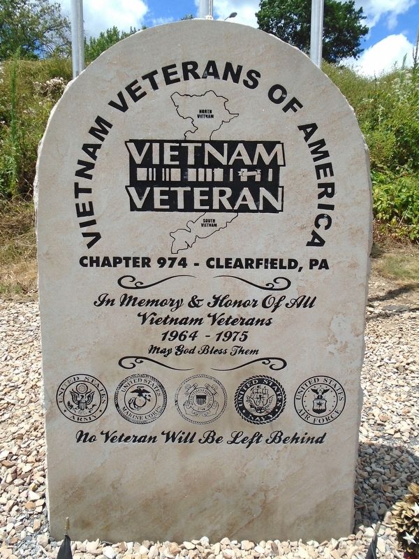 Vietnam Veterans Memorial. Click for full size. Vietnam Veterans Memorial image. Click for full size.