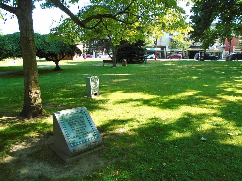 Universal Motherhood Marker and Tree image. Click for full size.