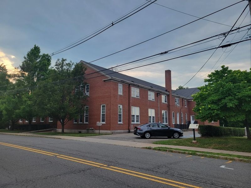 Flemington Baptist Church and the Jacob Francis Marker image. Click for full size.