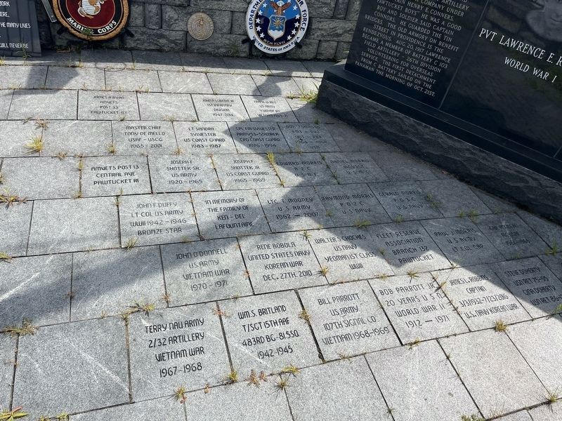 Pavers naming veterans image. Click for full size.