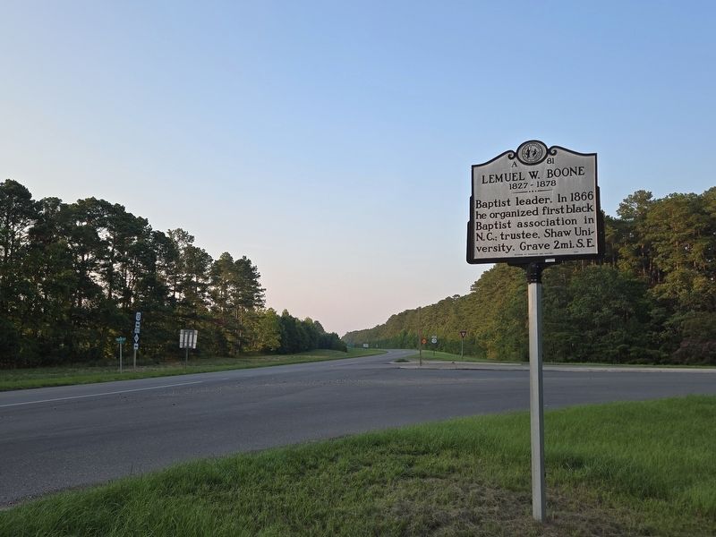 Wide view Lemuel W. Boone Marker. Click for full size. Wide view Lemuel W. Boone Marker image. Click for full size.
