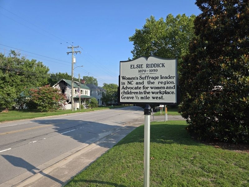 Wide view of Elsie Riddick Marker. Click for full size. Wide view of Elsie Riddick Marker image. Click for full size.
