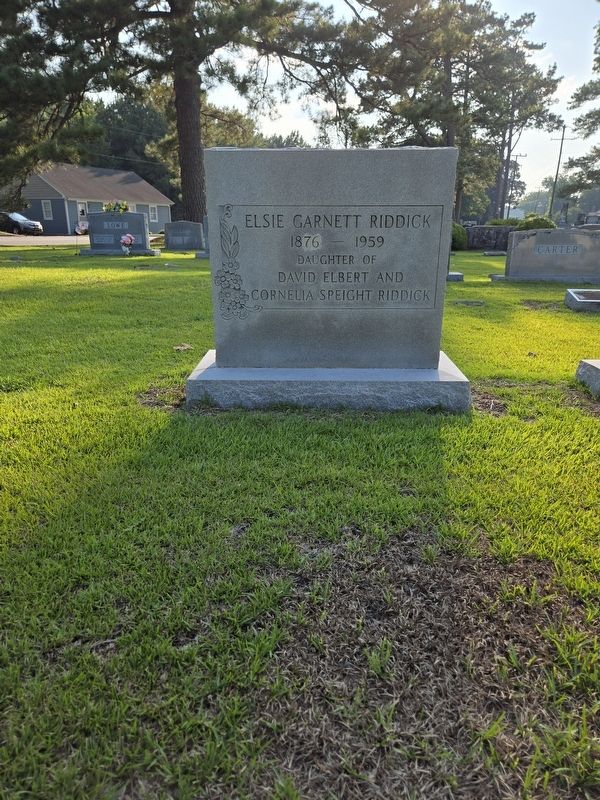 Elsie Riddick gravesite at Gatesville Cemetery. Click for full size. Elsie Riddick gravesite at Gatesville Cemetery image. Click for full size.