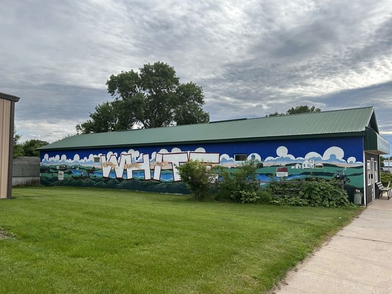 City of White Mural, nearby. Click for full size. City of White Mural, nearby image. Click for full size.