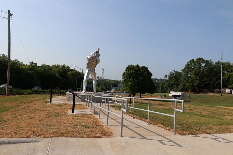 The Singing River Sculpture Marker image. Click for full size.
