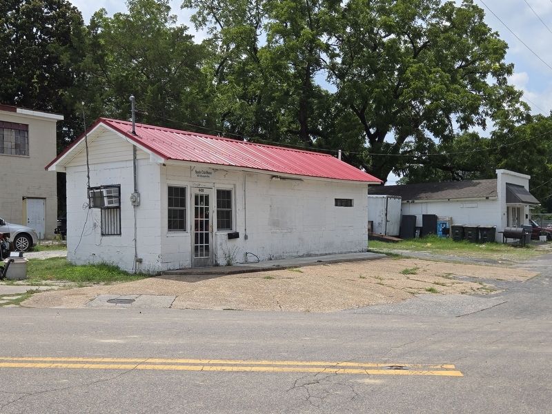 600 Albemarle Ave., former City Cab Company building. Click for full size. 600 Albemarle Ave., former City Cab Company building image. Click for full size.