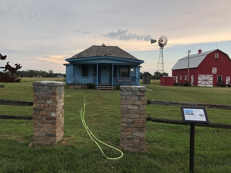 Dalton Gang Homestead Marker. Click for full size. Dalton Gang Homestead Marker image. Click for full size.