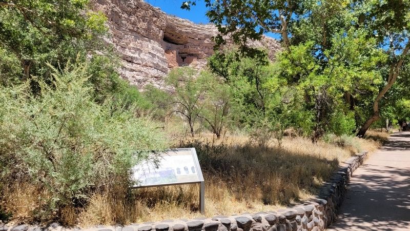 The view of Montezuma Castle behind the marker image. Click for full size.