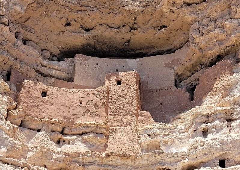 Montezuma Castle. Click for full size. Montezuma Castle image. Click for full size.