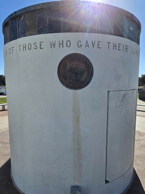 Veterans Memorial (side 2) image. Click for full size.