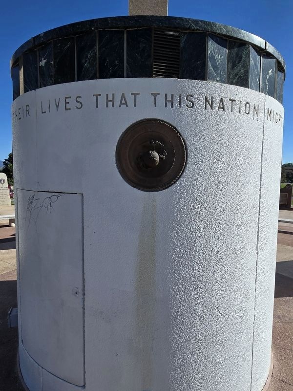 Veterans Memorial (side 3) image. Click for full size.