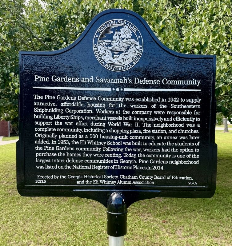 Pine Gardens and Savannah�s Defense Community Marker image. Click for full size.