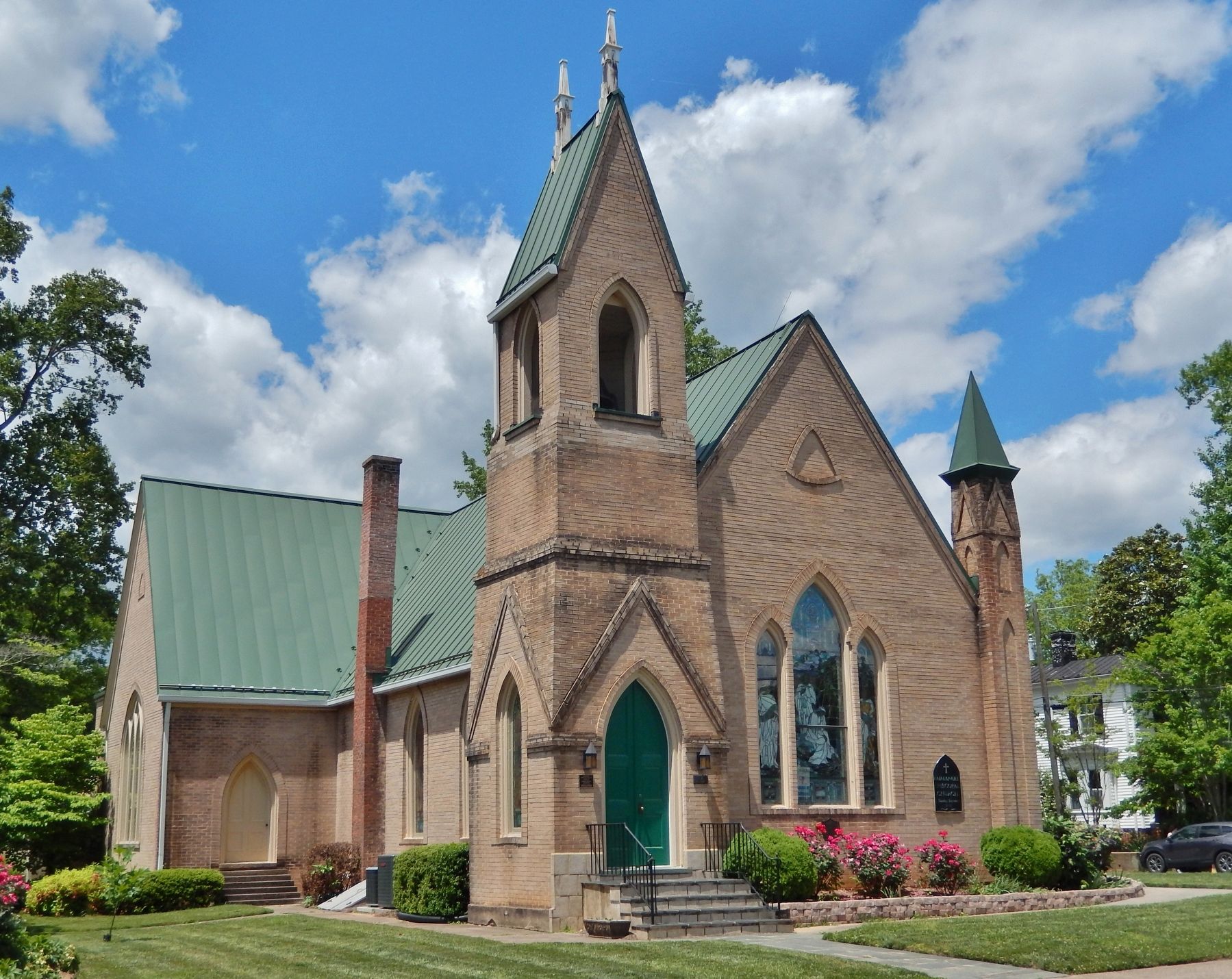Emmanuel Episcopal Church (<i>southeast elevation</i>). Click for full size. Emmanuel Episcopal Church (<i>southeast elevation</i>) image. Click for full size.