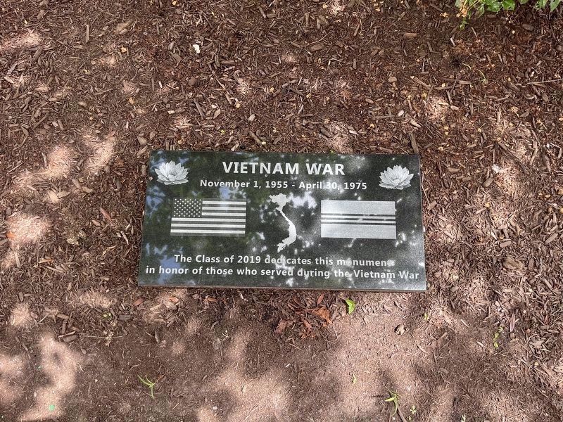 Vietnam War Memorial. Click for full size. Vietnam War Memorial image. Click for full size.