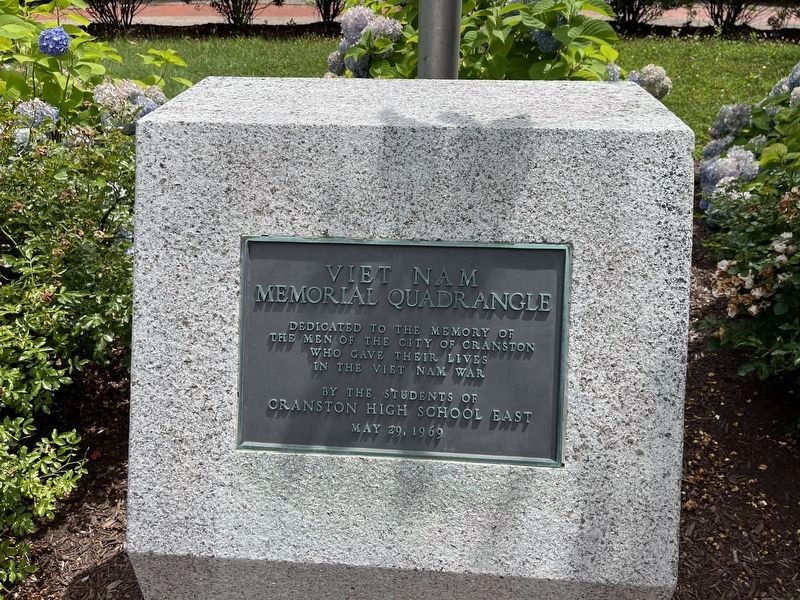 Viet Nam Memorial Quadrangle Marker. Click for full size. Viet Nam Memorial Quadrangle Marker image. Click for full size.