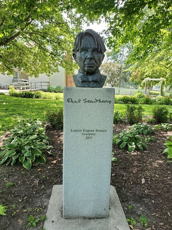 Carl Sandburg bust at his Birthplace home. Click for full size. Carl Sandburg bust at his Birthplace home image. Click for full size.