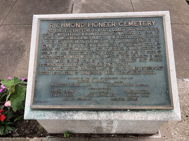 Richmond Pioneer Cemetery, First Marker image. Click for full size.