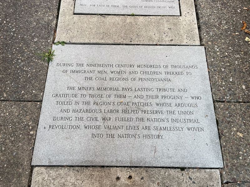 Miners Memorial image. Click for full size.