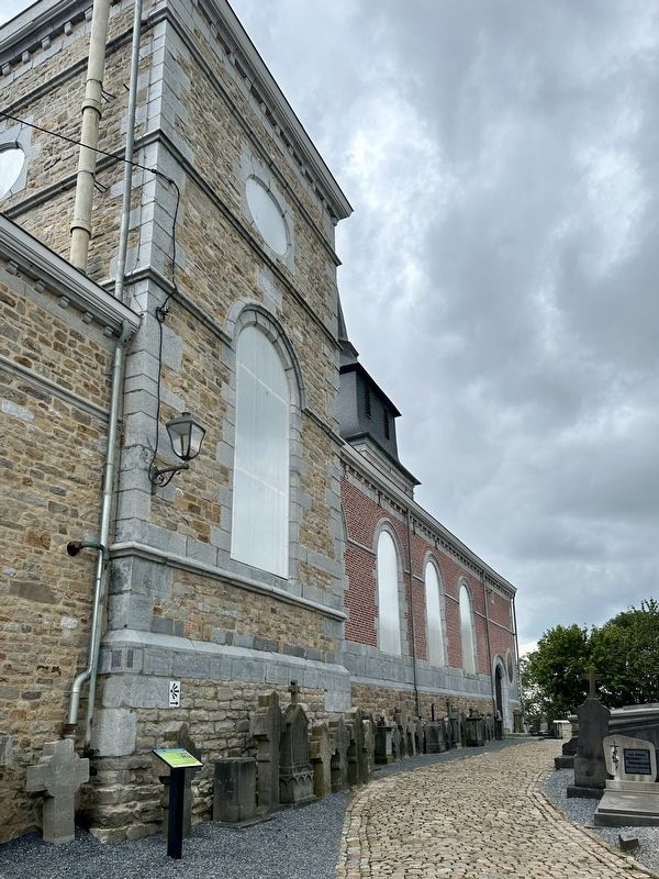 Patrimoine Funéraire / Funerary Heritage Marker - wide view. Click for full size. Patrimoine Funéraire / Funerary Heritage Marker - wide view image. Click for full size.