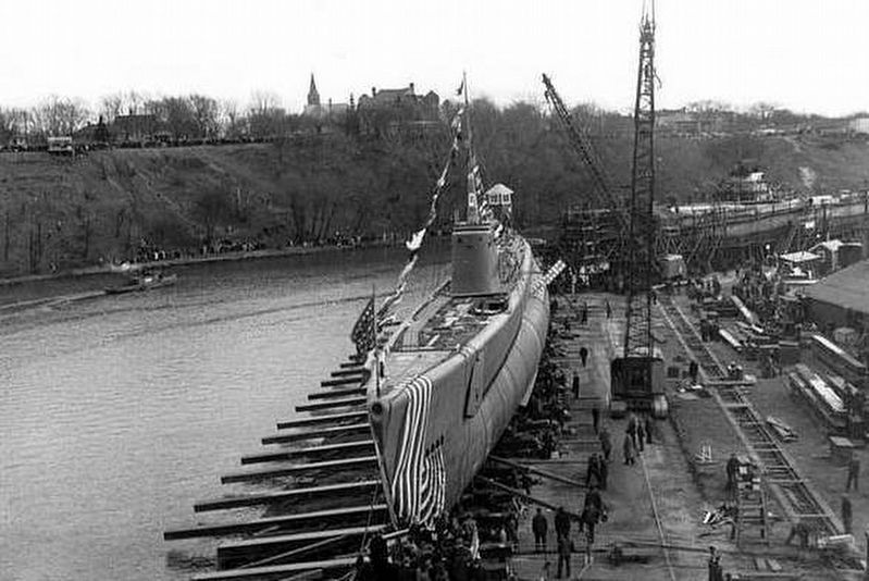 U.S.S. Puffer (SS 268) launching; November 22, 1942 image. Click for full size.