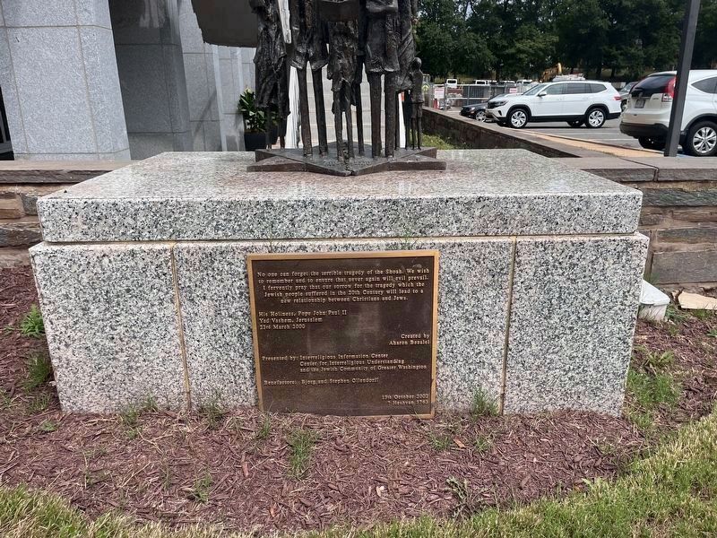 Plaque on the Shoah Memorial. Click for full size. Plaque on the Shoah Memorial image. Click for full size.