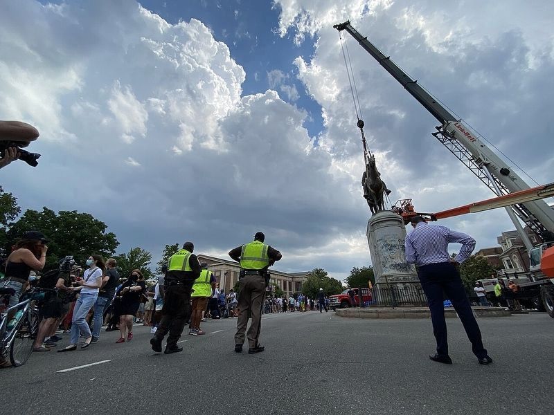 Removal of Stonewall Jackson statue from Monument Avenue in Richmond, Virginia on July 1, 2020. Click for full size. Removal of Stonewall Jackson statue from Monument Avenue in Richmond, Virginia on July 1, 2020 image. Click for full size.