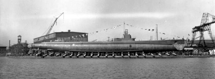 U.S.S. Guitarro (SS 363) launching, September 26, 1943. Click for full size. U.S.S. Guitarro (SS 363) launching, September 26, 1943 image. Click for full size.