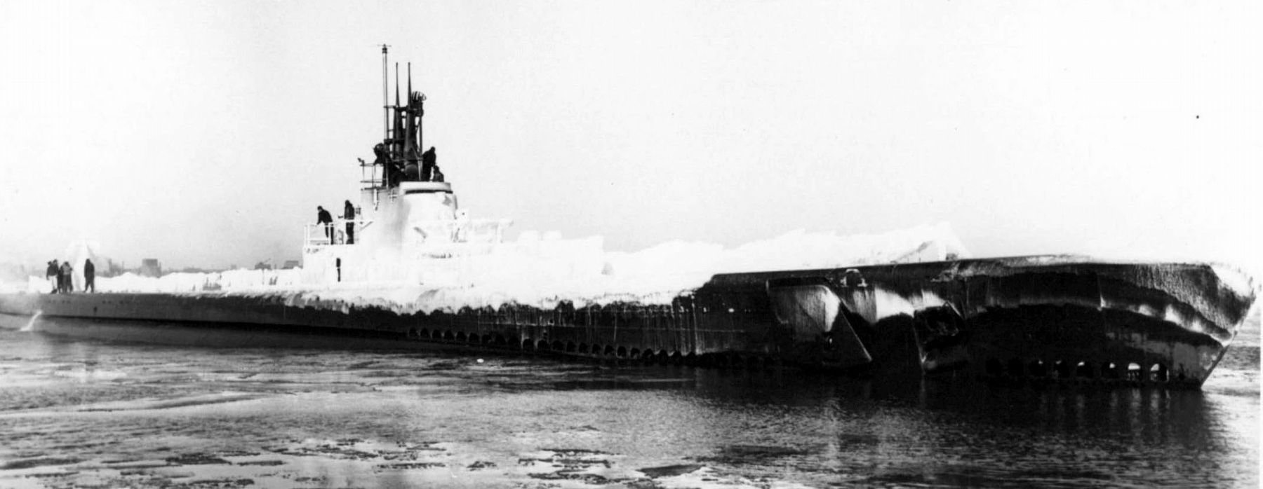 U.S.S. Hammerhead (SS 364). Click for full size. U.S.S. Hammerhead (SS 364) image. Click for full size.