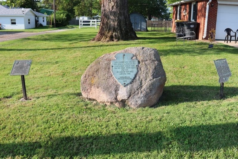 Landmark Oak Marker image. Click for full size.