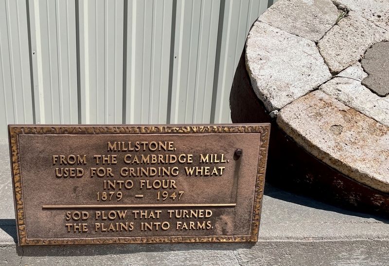 Cambridge Millstone Marker image. Click for full size.