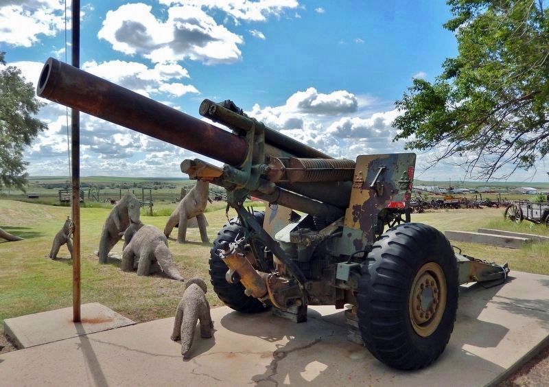 Unidentified Artillery Exhibit beside the Veterans Memorial. Click for full size. Unidentified Artillery Exhibit beside the Veterans Memorial image. Click for full size.