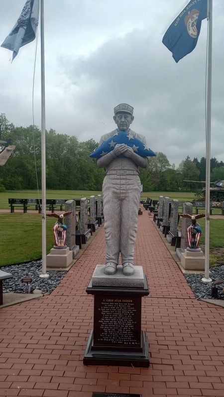 A Gold Star Father Marker image. Click for full size.