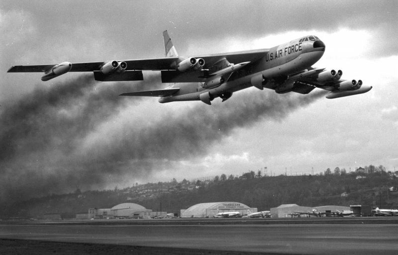 Boeing B-52F takeoff with AGM-28 Hound Dog missiles. Click for full size. Boeing B-52F takeoff with AGM-28 Hound Dog missiles image. Click for full size.