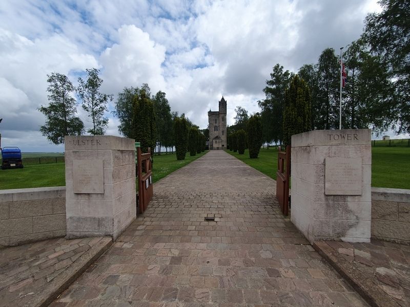 Memorial to the 36th (Ulster) Division. Click for full size. Memorial to the 36th (Ulster) Division image. Click for full size.