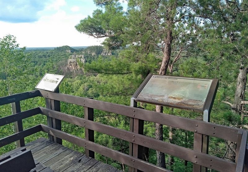 Glacial Lake Wisconsin Marker (right) at the overlook at the north end of Mill Bluff image. Click for full size.