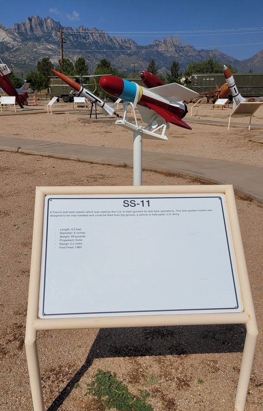 The SS-11 missile and Marker. Click for full size. The SS-11 missile and Marker image. Click for full size.