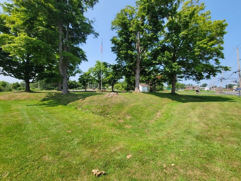 Fort Brewerton Earthworks image. Click for full size.