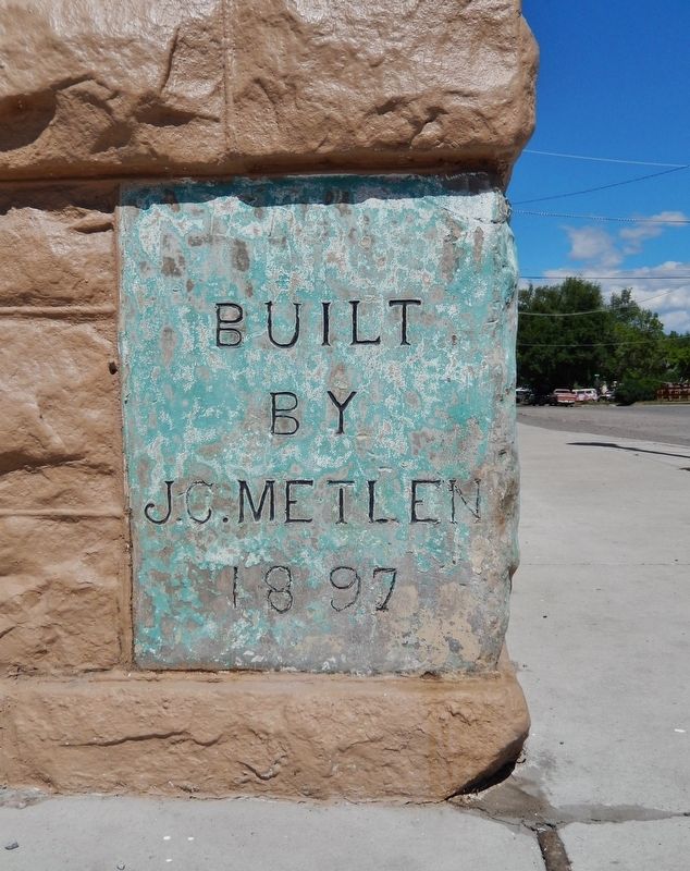 Hotel Metlen Cornerstone image. Click for full size.