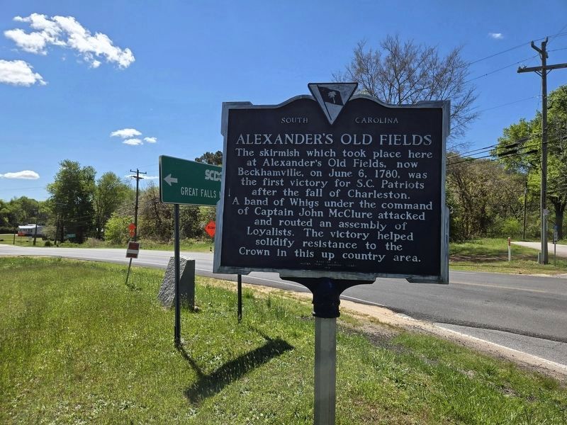 Wide view Alexander's Old Fields Marker looking east on Great Falls Highway image. Click for full size.