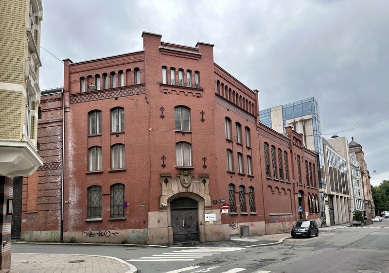 Dampcentralen / Central Steam Plant and Marker. Click for full size. Dampcentralen / Central Steam Plant and Marker image. Click for full size.