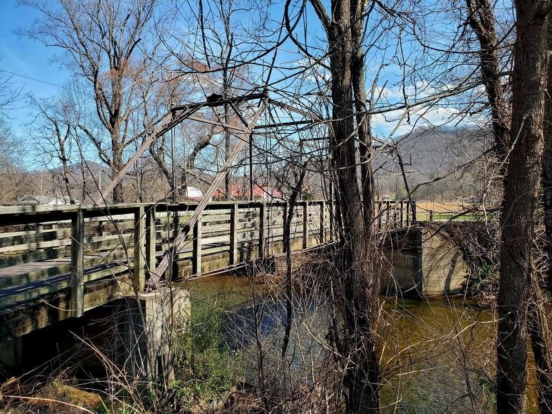 Side view of West Fork Pigeon River Truss Bridge (1891) image. Click for full size.