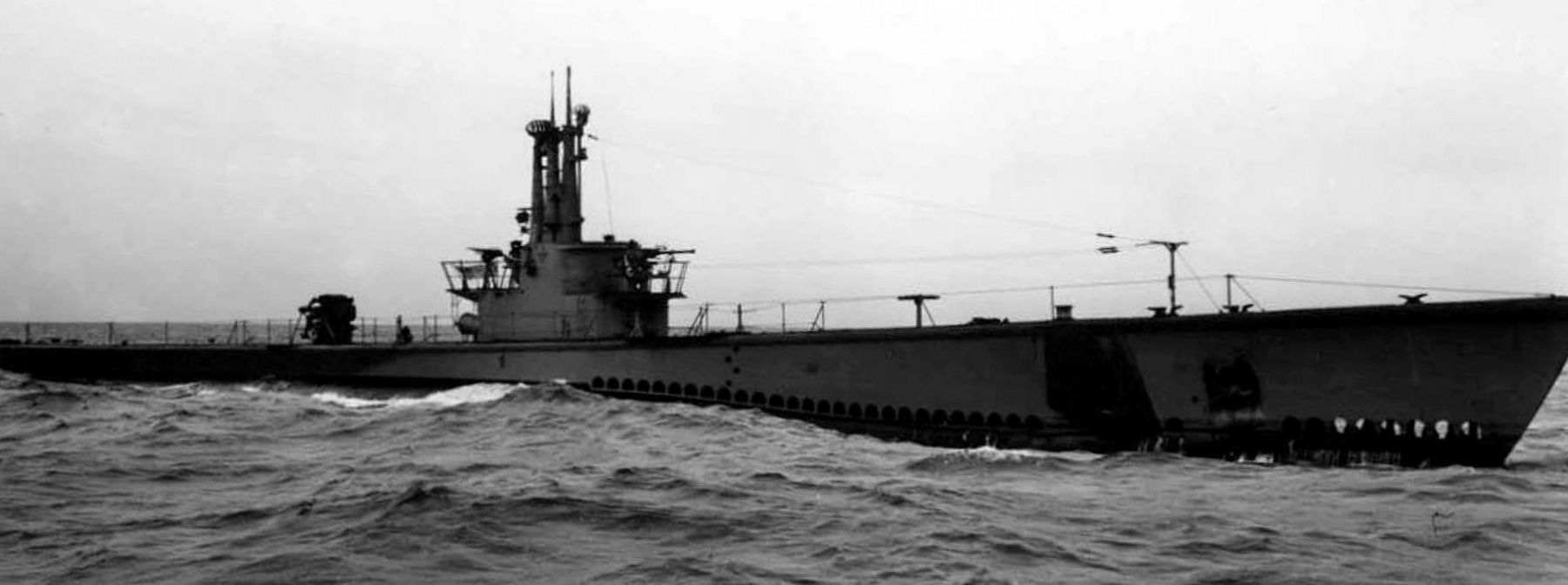 U.S.S. Mapiro (SS 376) undergo sea trials on the waters of Lake Michigan, 15 June 1945.. Click for full size. U.S.S. Mapiro (SS 376) undergo sea trials on the waters of Lake Michigan, 15 June 1945. image. Click for full size.